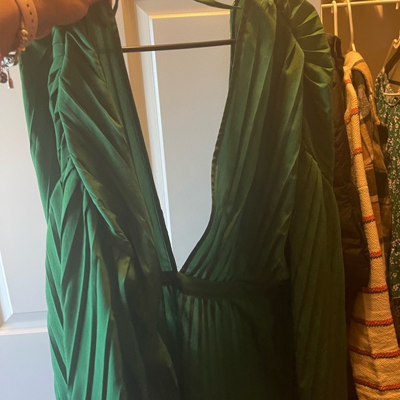 Pleated Green Romper - Picture 2 of 7